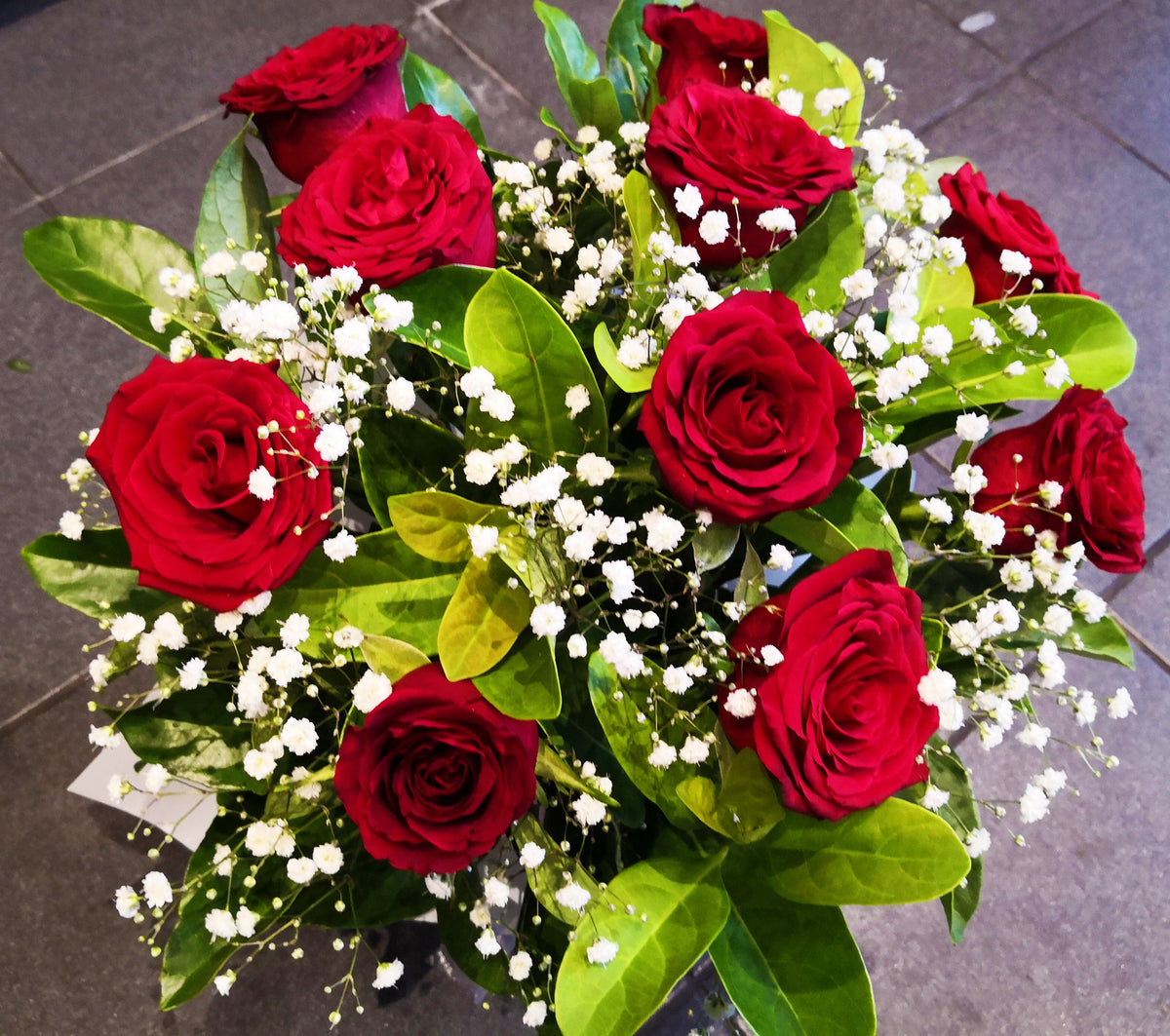 Valentine’s Day Flower Delivery Tarneit, Wyndham Vale & Werribee