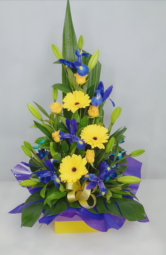 Summer Breeze Flower Arrangement