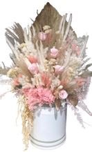 Load image into Gallery viewer, Preserved Flower Arrangement in the Hat Box
